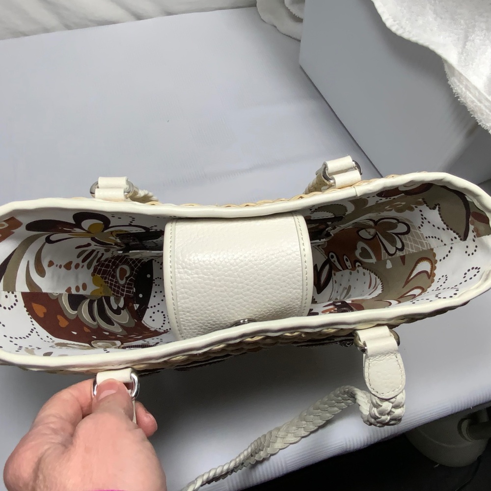 NWOT - Brighton Straw Bag and matching Wallet - Floral - Picture 4 of 16